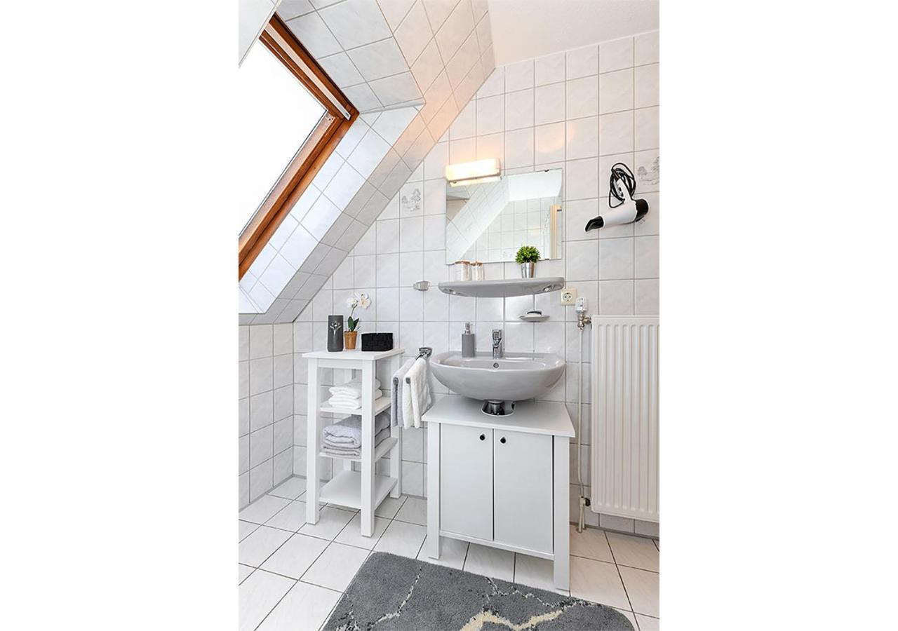 Ferienwohnung Torens-Nordsee-Apartments 3 Neuharlingersiel Buitenkant foto
